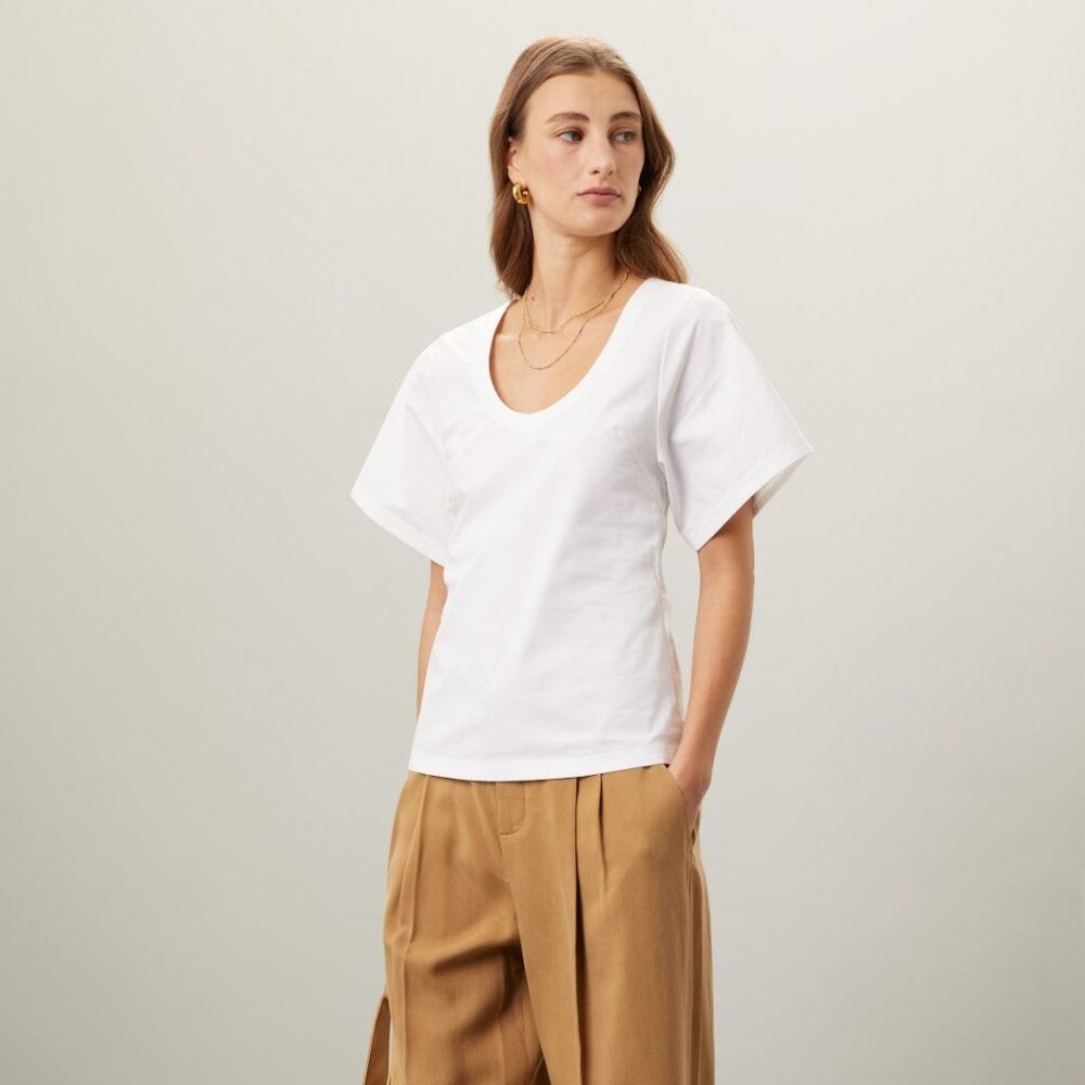 By Malene Birger Lunae Top in White Size 2